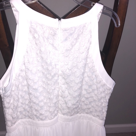 FRANCESCA’S white dress - Picture 7 of 8